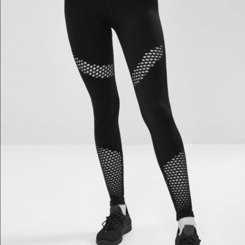 Black leggings